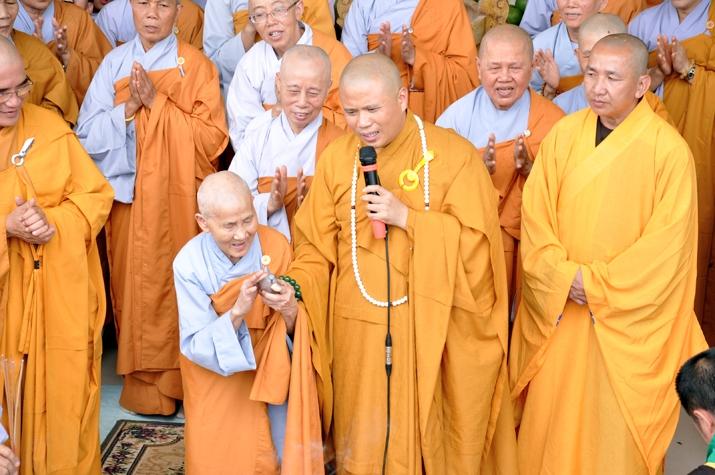 Hình Ảnh Cộng Tu 1.8 Nhâm Thìn