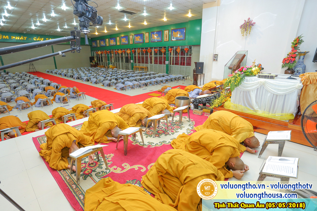 HÌNH ẢNH ĐĐ THÍCH GIÁC NHÀN CỘNG TU CÙNG ĐẠI CHÚNG VÀ GIẢNG ẤN QUANG VĂN SAO - 05/05/2018