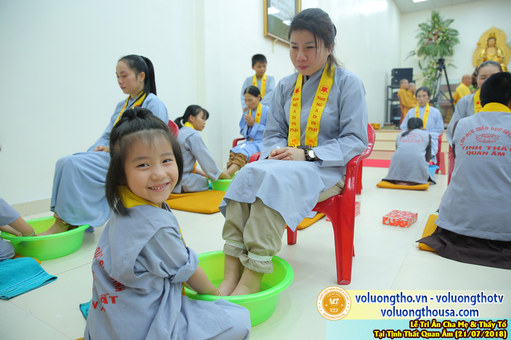 HÌNH ẢNH LỄ TRI ÂN ÔNG BÀ CHA MẸ VÀ SƯ TRƯỞNG NGÀY 21/7/2018