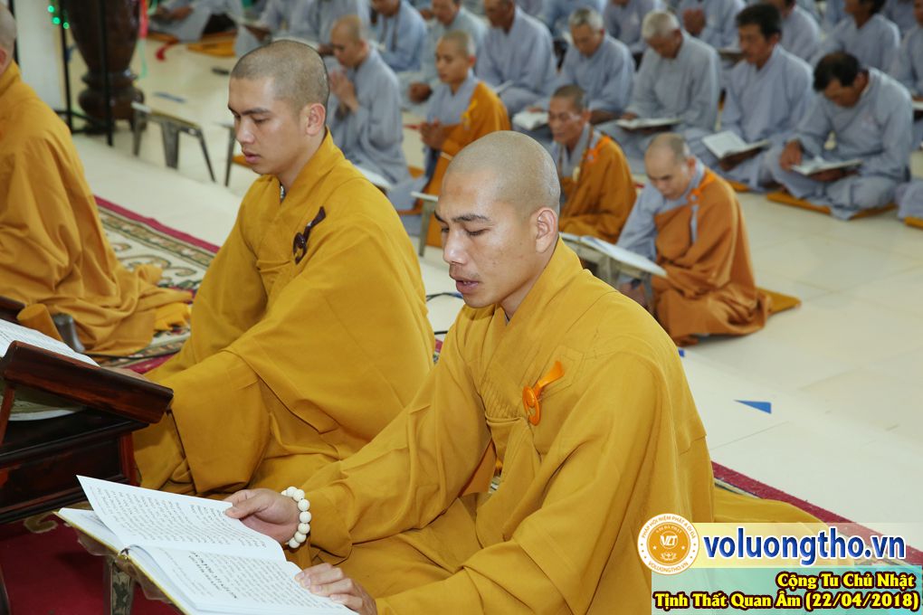 cong-tu-chu-nhat-ngay-22-4-2018-chua-quan-the-am-duc-trong-lam-dong-16.jpg