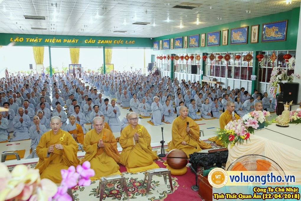 cong-tu-chu-nhat-ngay-22-4-2018-chua-quan-the-am-duc-trong-lam-dong-22.jpg