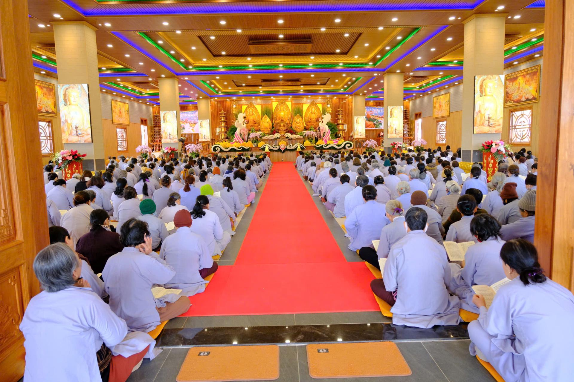 cong-tu-le-tat-nien-ki-niem-25-nam-thanh-lap-chua-quan-the-am-nam-2024-20-12-giap-thin-al-chua-quan-the-am-duc-trong-lam-dong-15.jpg