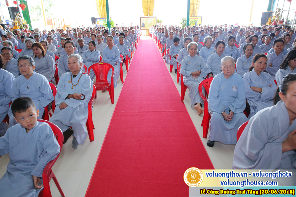 cung-duong-trai-tang-tai-chua-quan-the-am-ngay-20-6-2018-chua-quan-the-am-duc-trong-lam-dong-20.jpg