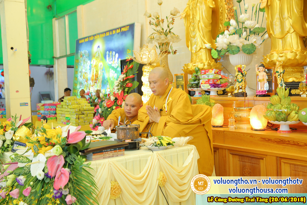 cung-duong-trai-tang-tai-chua-quan-the-am-ngay-20-6-2018-chua-quan-the-am-duc-trong-lam-dong-30.jpg