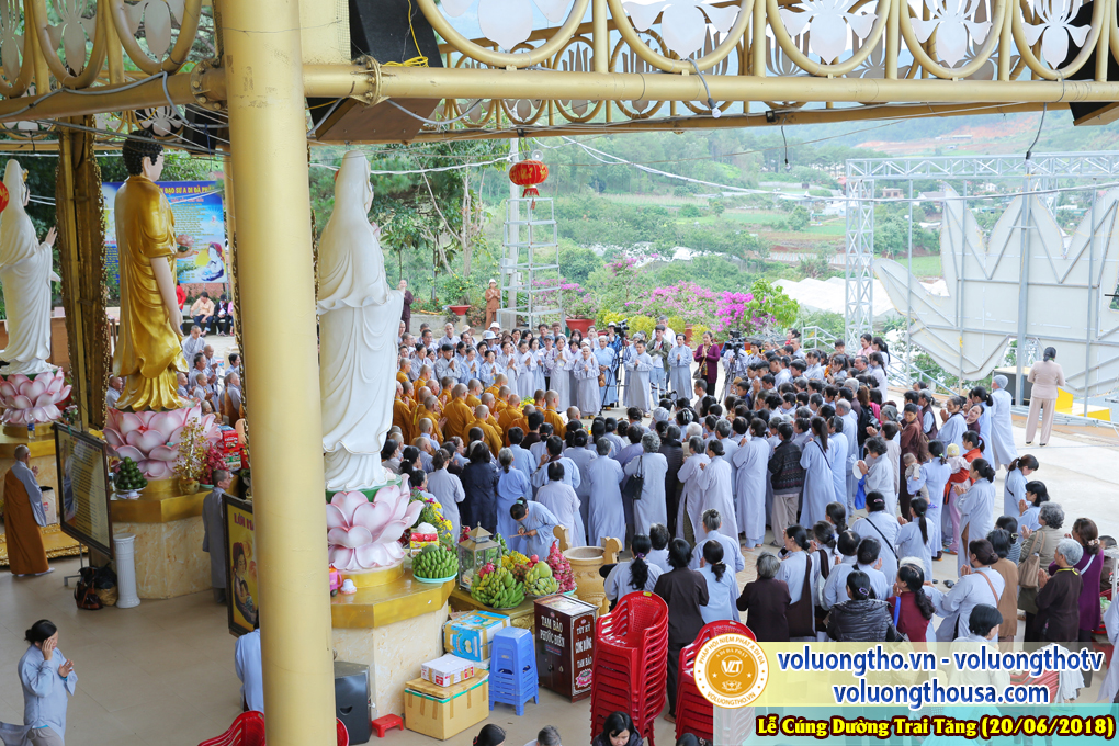 cung-duong-trai-tang-tai-chua-quan-the-am-ngay-20-6-2018-chua-quan-the-am-duc-trong-lam-dong-59.jpg