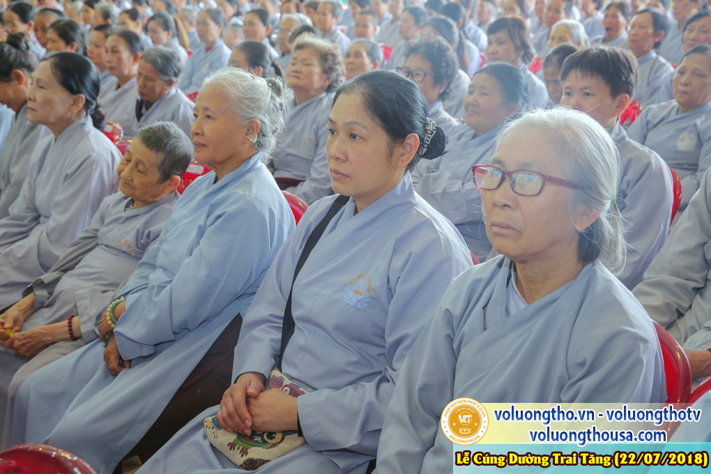 cung-duong-trai-tang-tai-chua-quan-the-am-ngay-22-7-2018-chua-quan-the-am-duc-trong-lam-dong-15.jpg
