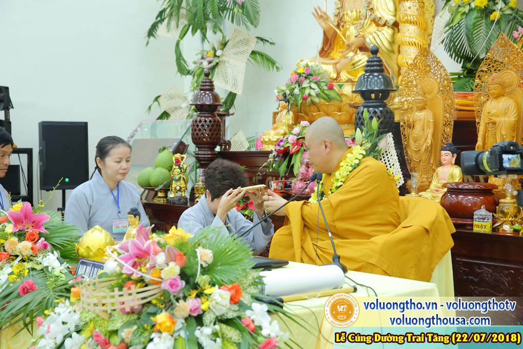 cung-duong-trai-tang-tai-chua-quan-the-am-ngay-22-7-2018-chua-quan-the-am-duc-trong-lam-dong-27.jpg