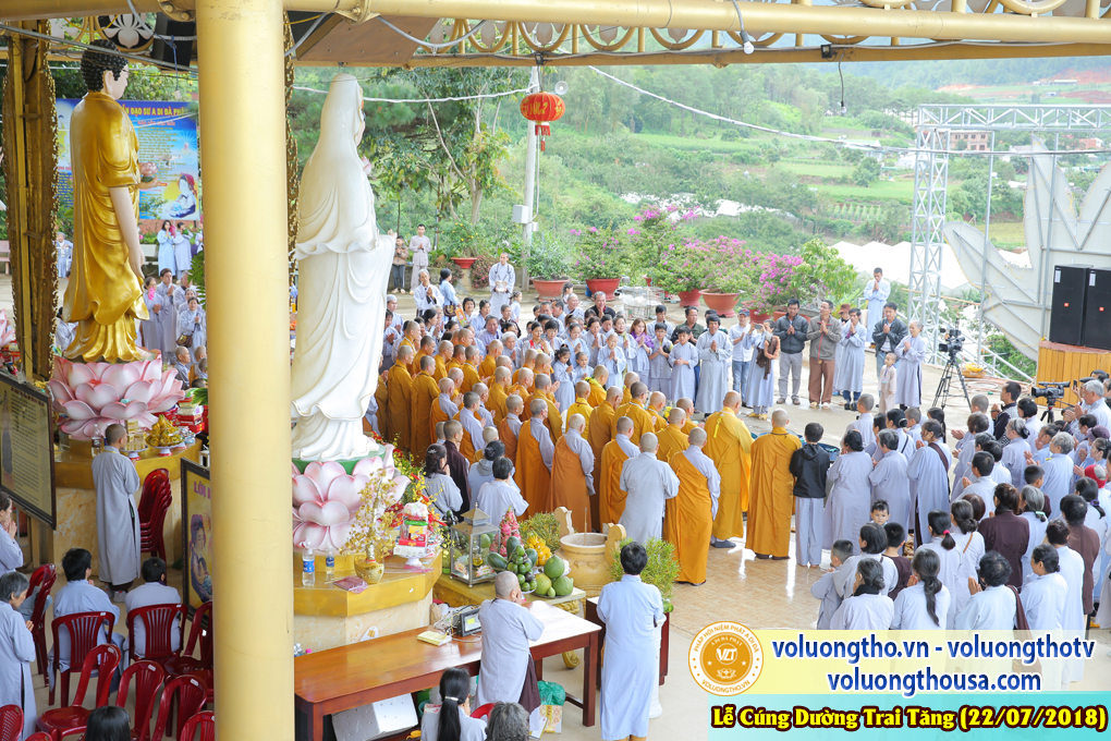 cung-duong-trai-tang-tai-chua-quan-the-am-ngay-22-7-2018-chua-quan-the-am-duc-trong-lam-dong-45.jpg