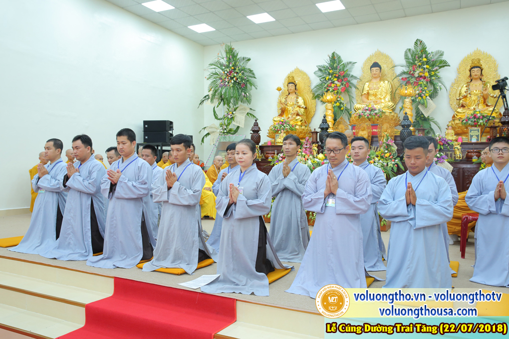 cung-duong-trai-tang-tai-chua-quan-the-am-ngay-22-7-2018-chua-quan-the-am-duc-trong-lam-dong-57.jpg