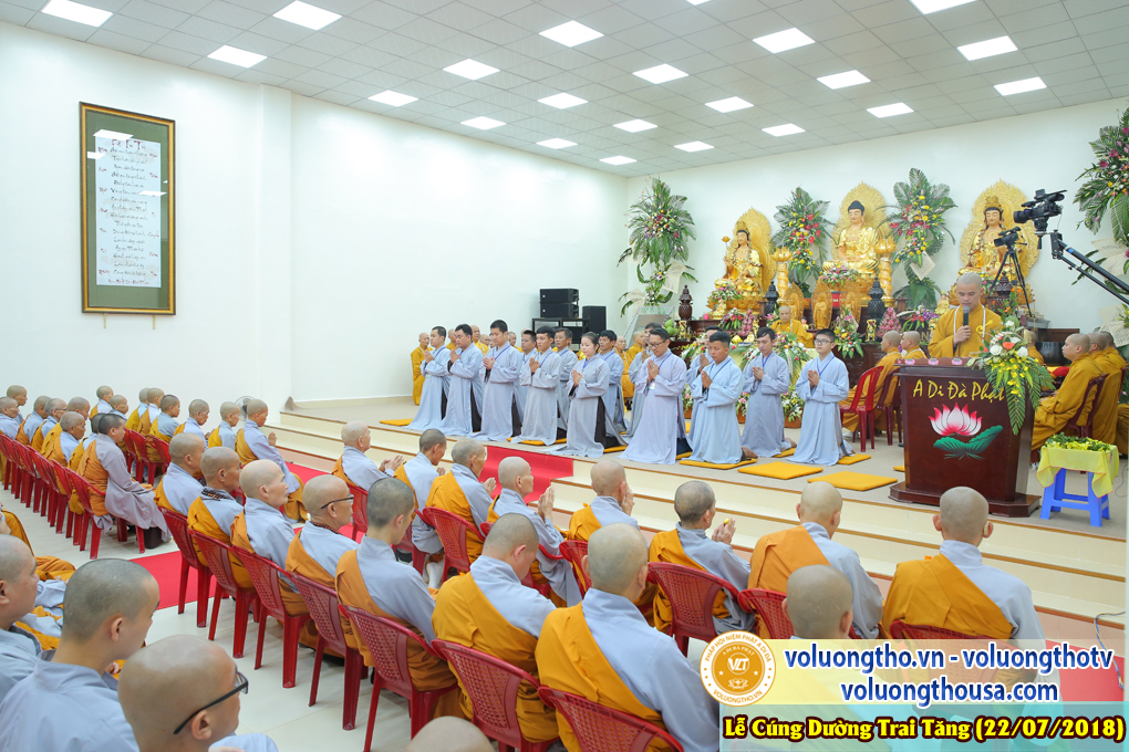 cung-duong-trai-tang-tai-chua-quan-the-am-ngay-22-7-2018-chua-quan-the-am-duc-trong-lam-dong-58.jpg