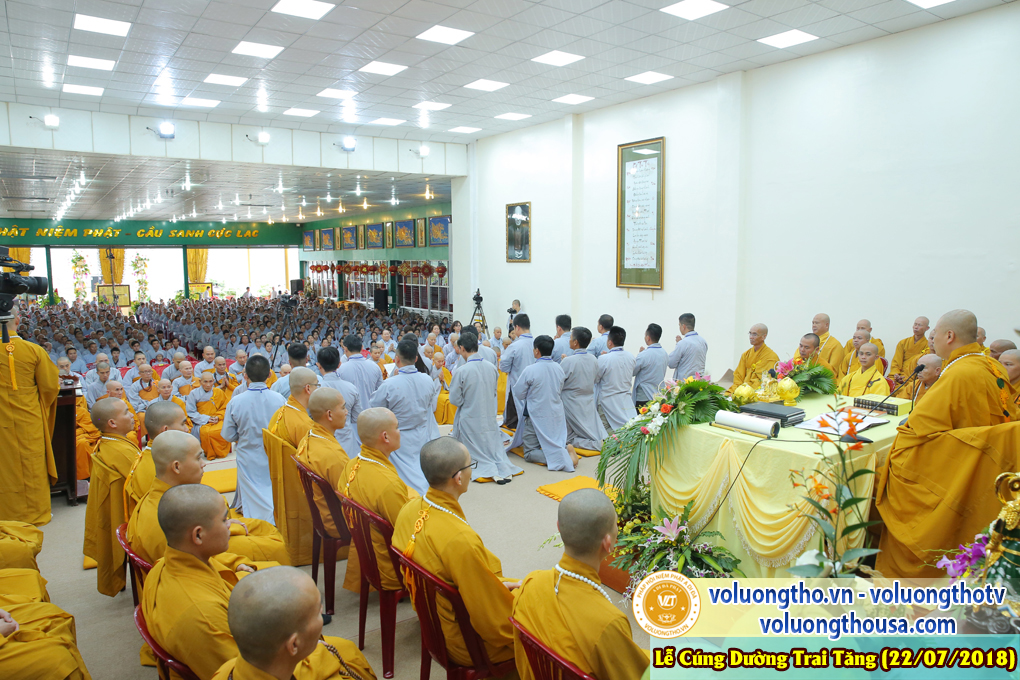 cung-duong-trai-tang-tai-chua-quan-the-am-ngay-22-7-2018-chua-quan-the-am-duc-trong-lam-dong-60.jpg