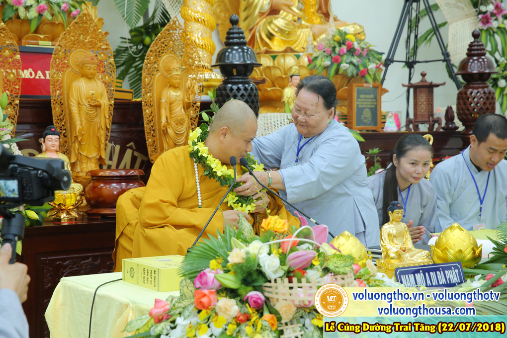 cung-duong-trai-tang-tai-chua-quan-the-am-ngay-22-7-2018-chua-quan-the-am-duc-trong-lam-dong-7.jpg