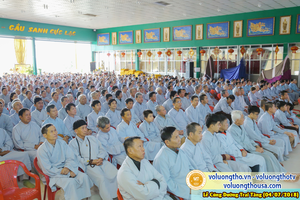 cung-duong-trai-tang-tai-chua-quan-the-am-ngay-4-7-2018-chua-quan-the-am-duc-trong-lam-dong-11.jpg