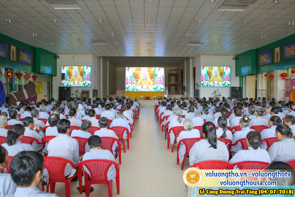 cung-duong-trai-tang-tai-chua-quan-the-am-ngay-4-7-2018-chua-quan-the-am-duc-trong-lam-dong-14.jpg