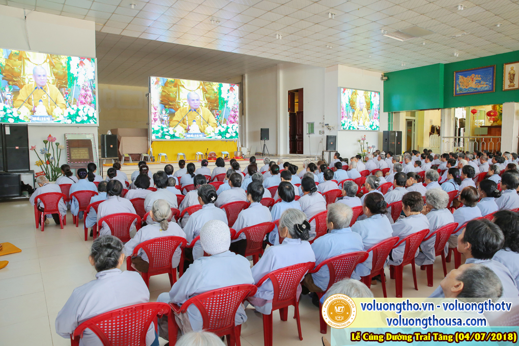 cung-duong-trai-tang-tai-chua-quan-the-am-ngay-4-7-2018-chua-quan-the-am-duc-trong-lam-dong-15.jpg