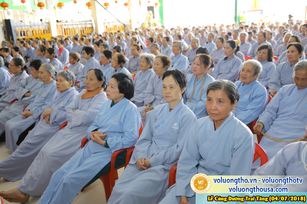 cung-duong-trai-tang-tai-chua-quan-the-am-ngay-4-7-2018-chua-quan-the-am-duc-trong-lam-dong-19.jpg
