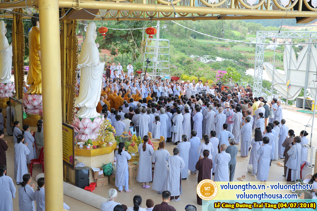 cung-duong-trai-tang-tai-chua-quan-the-am-ngay-4-7-2018-chua-quan-the-am-duc-trong-lam-dong-59.jpg
