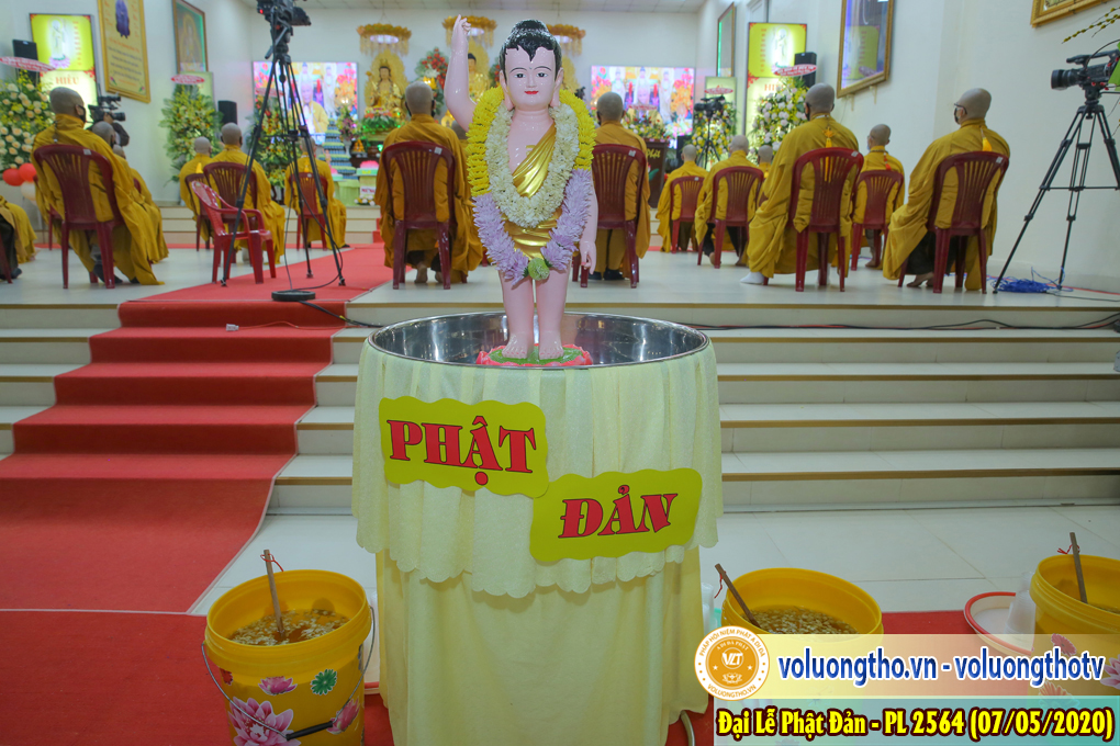 dai-le-phat-dan-nam-2020-chua-quan-the-am-duc-trong-lam-dong-17.jpg