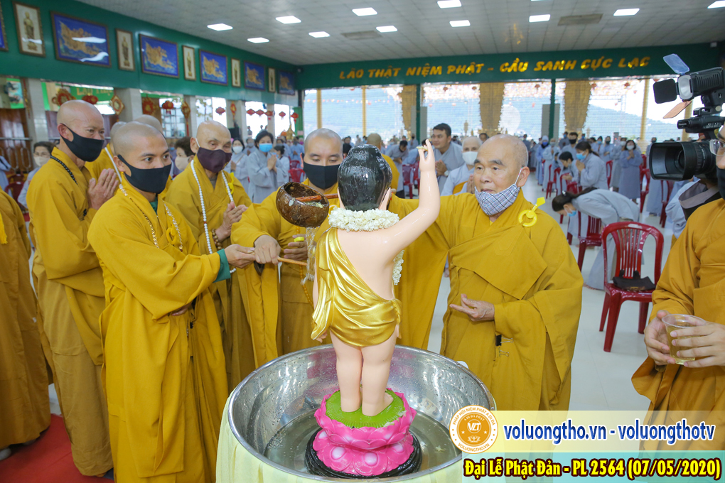 dai-le-phat-dan-nam-2020-chua-quan-the-am-duc-trong-lam-dong-29.jpg