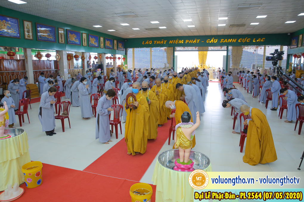 dai-le-phat-dan-nam-2020-chua-quan-the-am-duc-trong-lam-dong-34.jpg