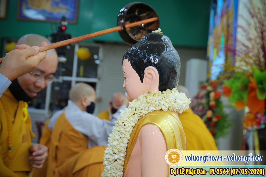 dai-le-phat-dan-nam-2020-chua-quan-the-am-duc-trong-lam-dong-36.jpg