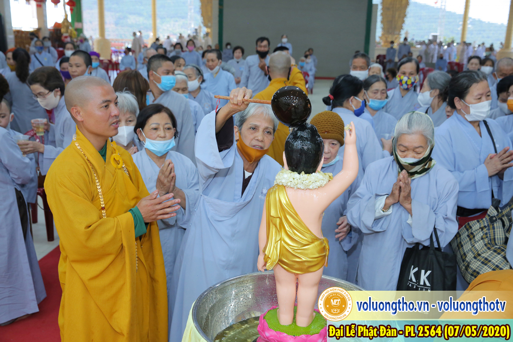 dai-le-phat-dan-nam-2020-chua-quan-the-am-duc-trong-lam-dong-40.jpg