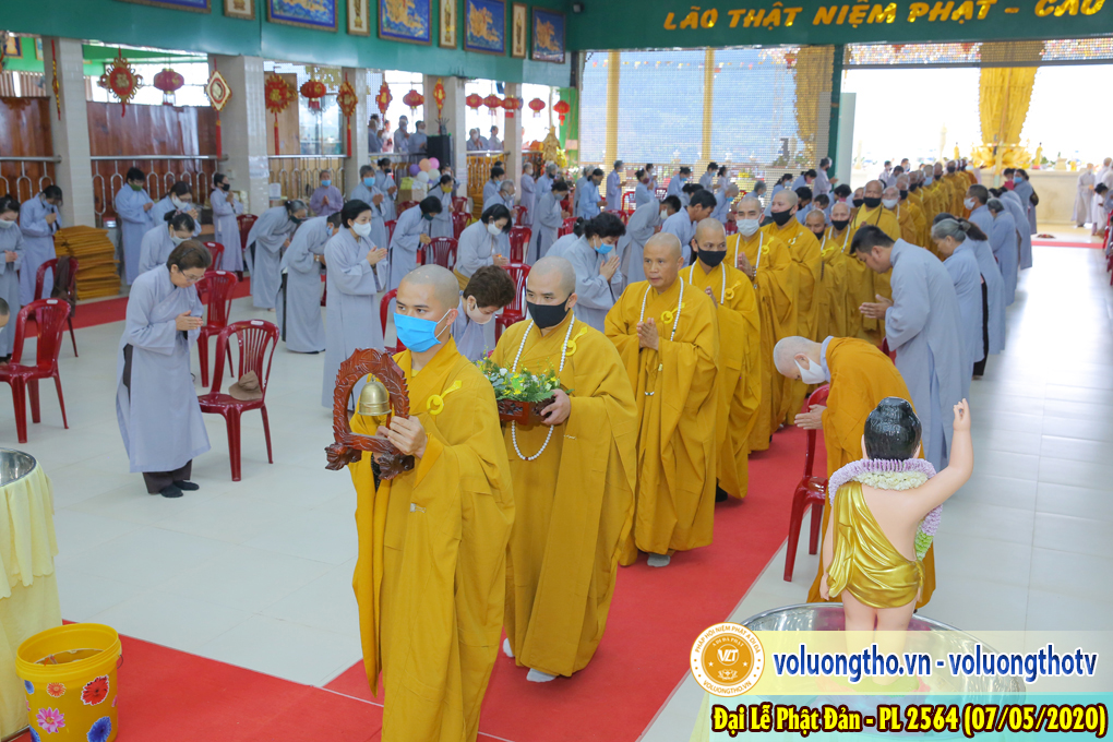 dai-le-phat-dan-nam-2020-chua-quan-the-am-duc-trong-lam-dong-45.jpg