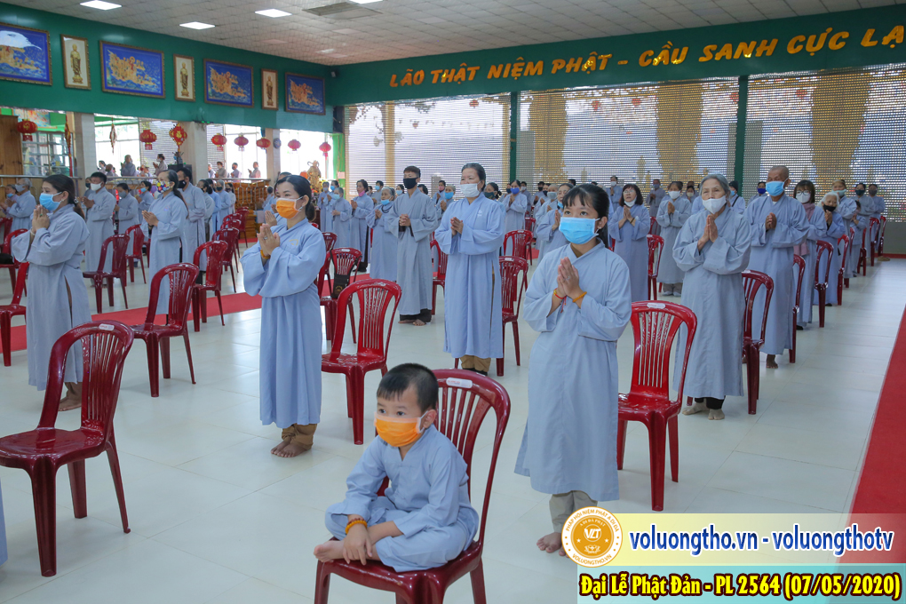 dai-le-phat-dan-nam-2020-chua-quan-the-am-duc-trong-lam-dong-7.jpg