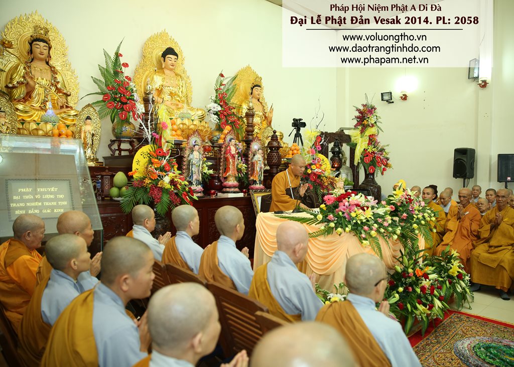 dai-le-phat-dan-vesak-2014-chua-quan-the-am-duc-trong-lam-dong-17.jpg