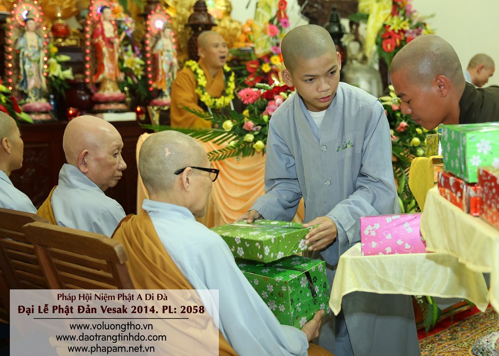 dai-le-phat-dan-vesak-2014-chua-quan-the-am-duc-trong-lam-dong-22.jpg
