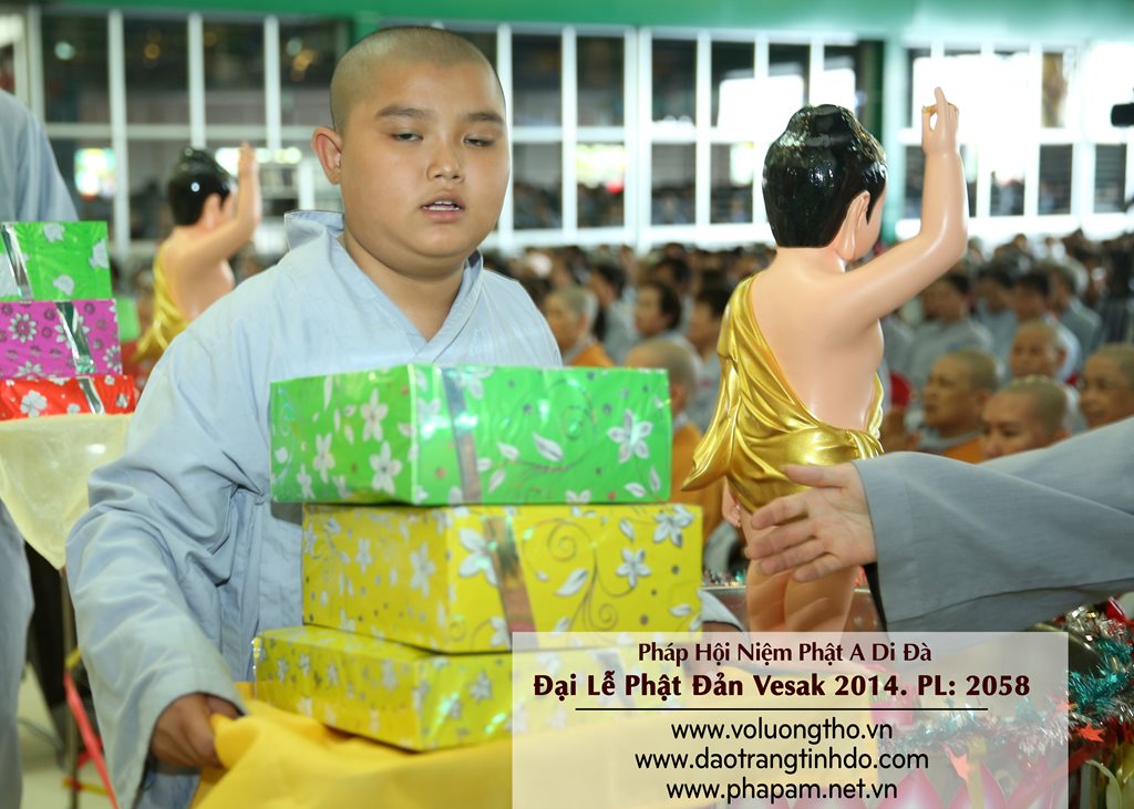 dai-le-phat-dan-vesak-2014-chua-quan-the-am-duc-trong-lam-dong-24.jpg