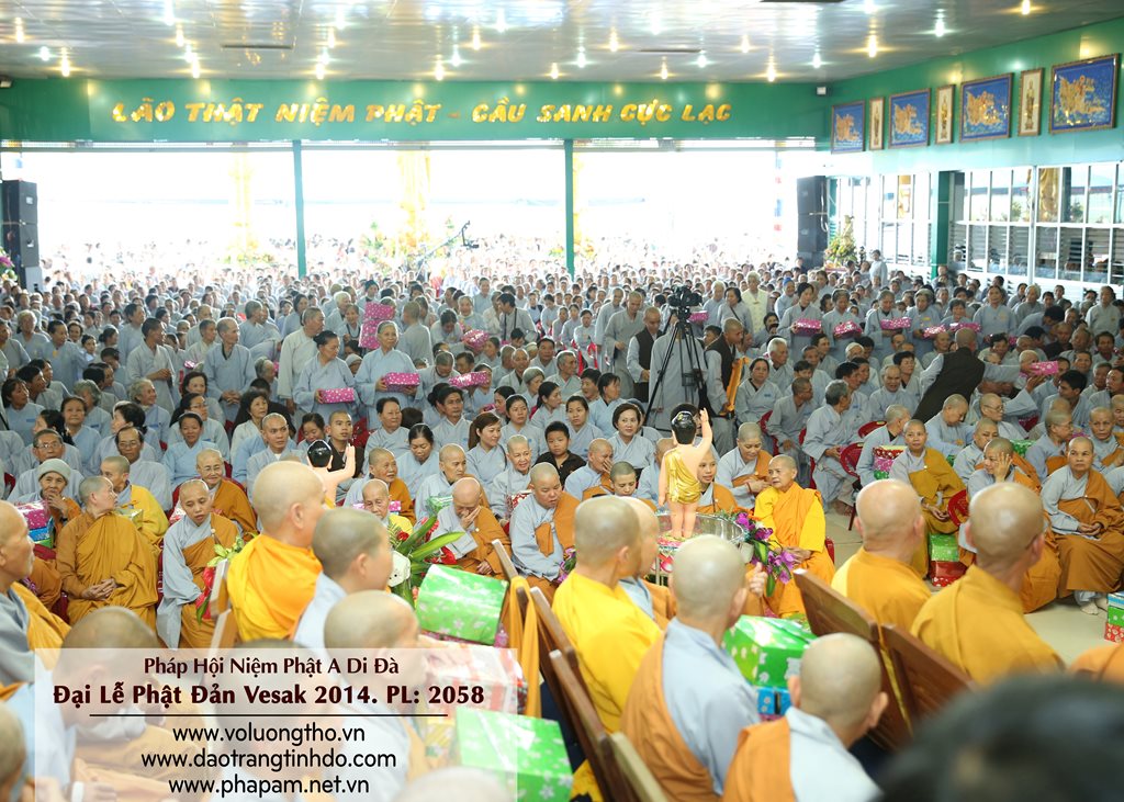 dai-le-phat-dan-vesak-2014-chua-quan-the-am-duc-trong-lam-dong-27.jpg