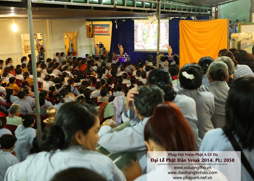 dai-le-phat-dan-vesak-2014-chua-quan-the-am-duc-trong-lam-dong-28.jpg