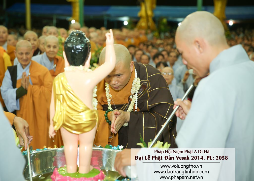 dai-le-phat-dan-vesak-2014-chua-quan-the-am-duc-trong-lam-dong-39.jpg