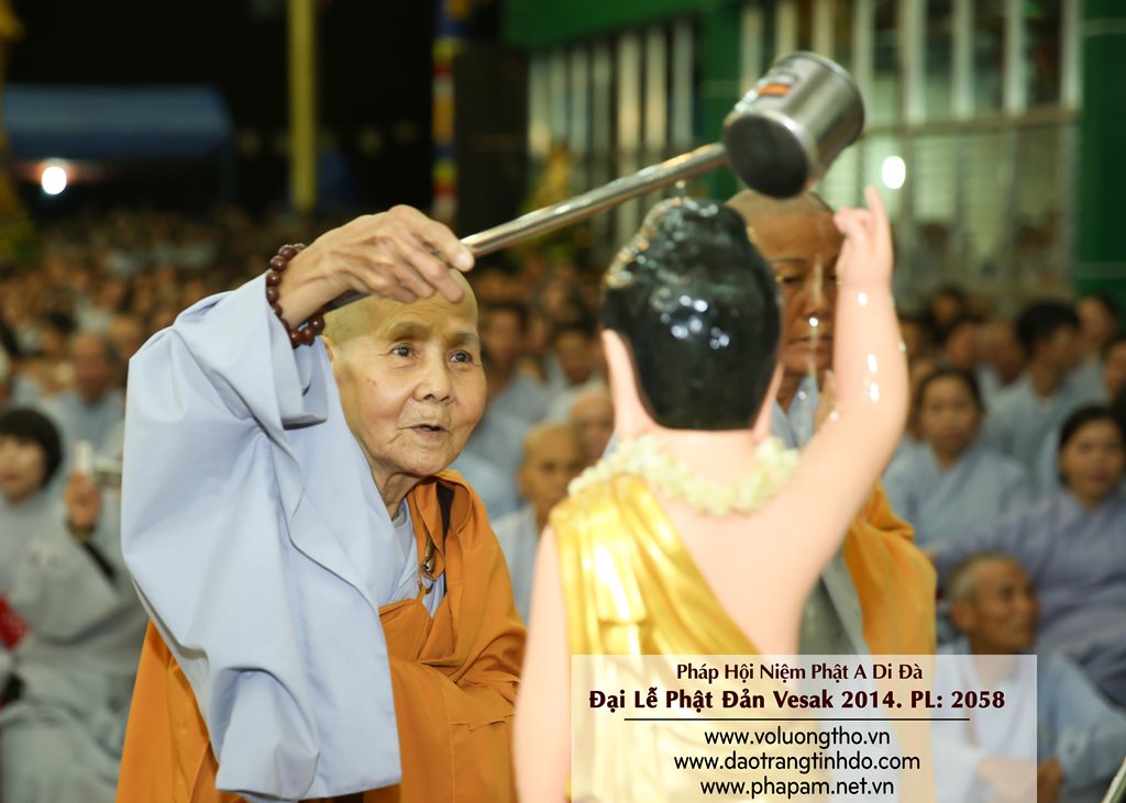 dai-le-phat-dan-vesak-2014-chua-quan-the-am-duc-trong-lam-dong-40.jpg