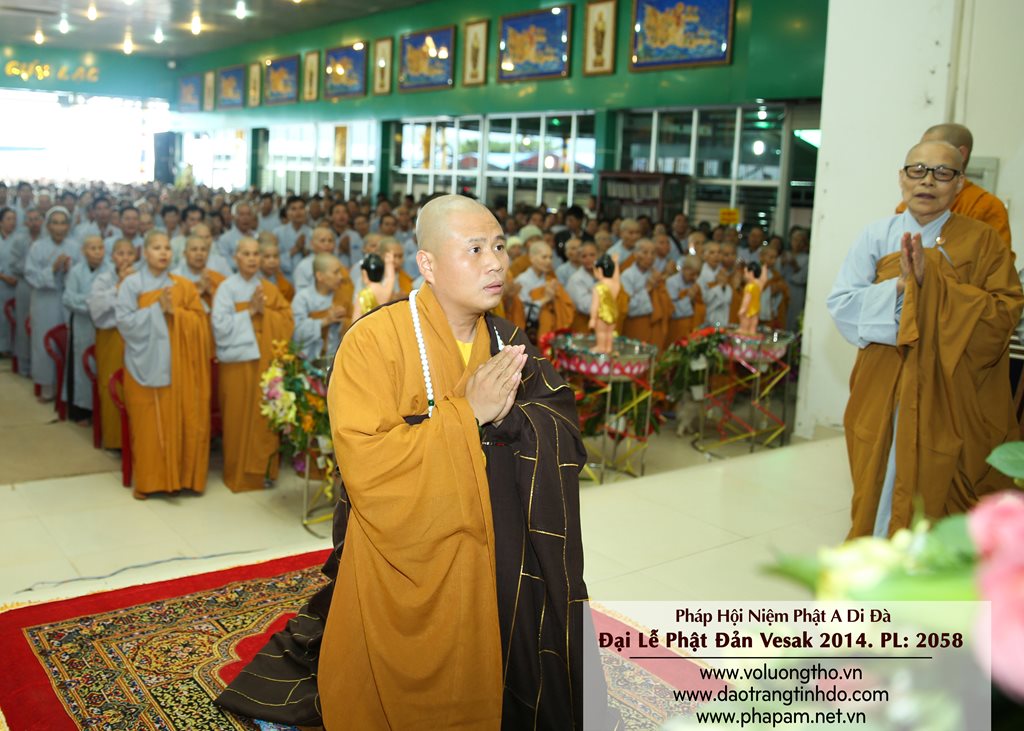 dai-le-phat-dan-vesak-2014-chua-quan-the-am-duc-trong-lam-dong-9.jpg