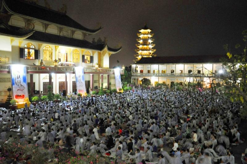 dai-le-thien-tang-chua-quan-the-am-duc-trong-lam-dong-3.jpg