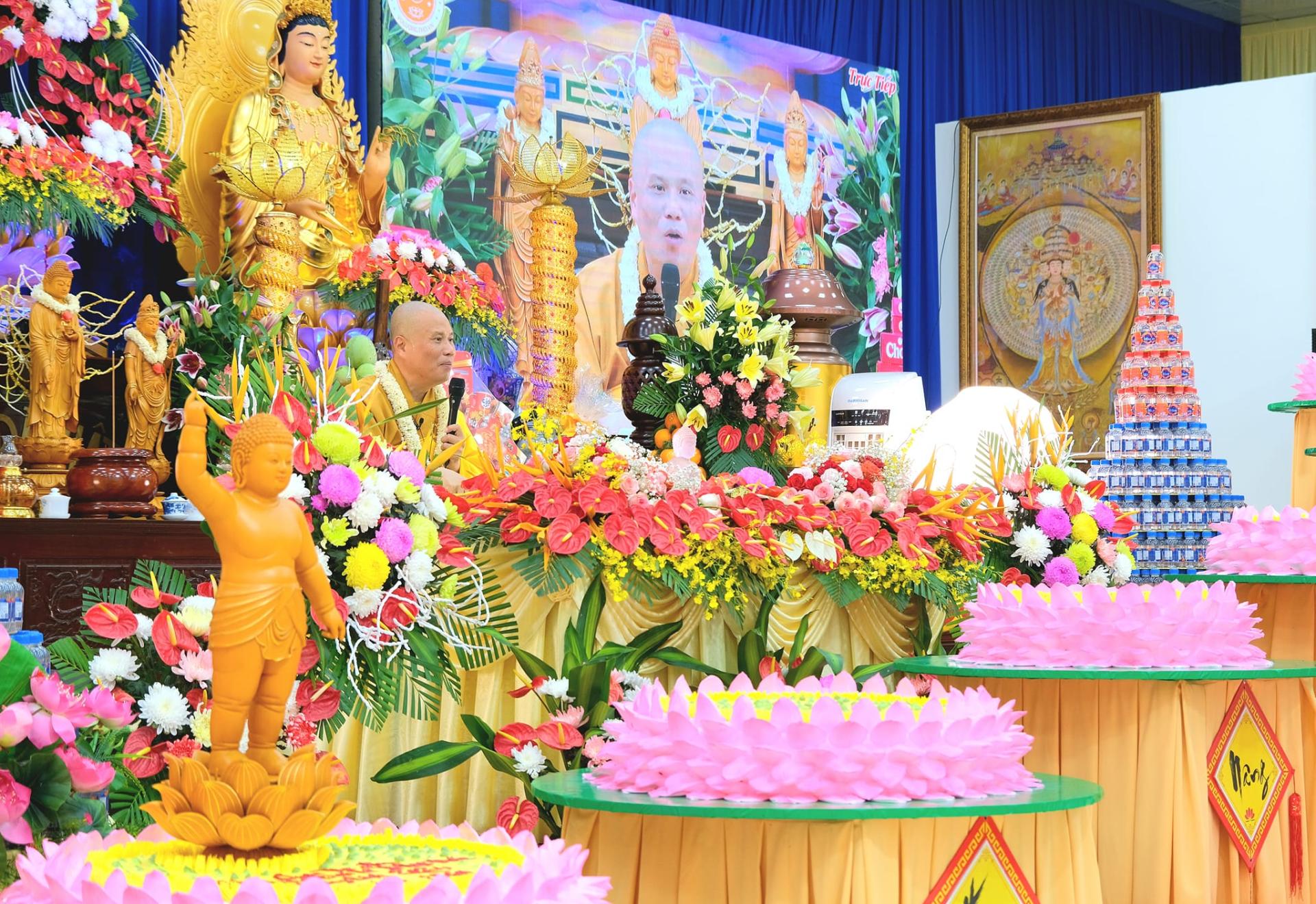 giang-phap-buoi-phat-dan-ngay-19-5-2024-ngay-12-4-giap-thin-chua-quan-the-am-duc-trong-lam-dong-30.jpg