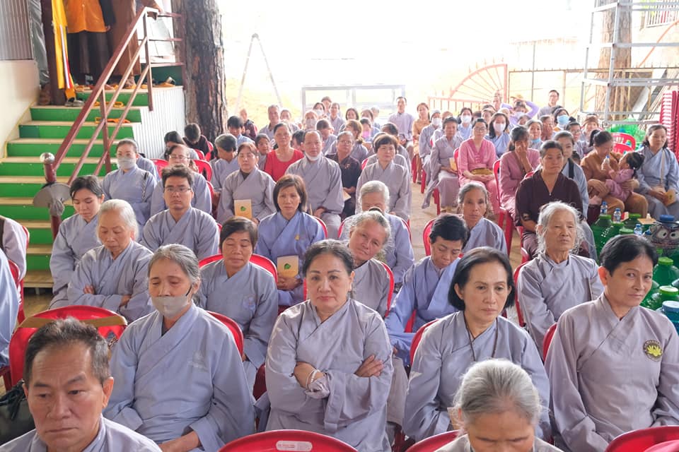 giang-phap-buoi-phat-dan-ngay-19-5-2024-ngay-12-4-giap-thin-chua-quan-the-am-duc-trong-lam-dong-61.jpg