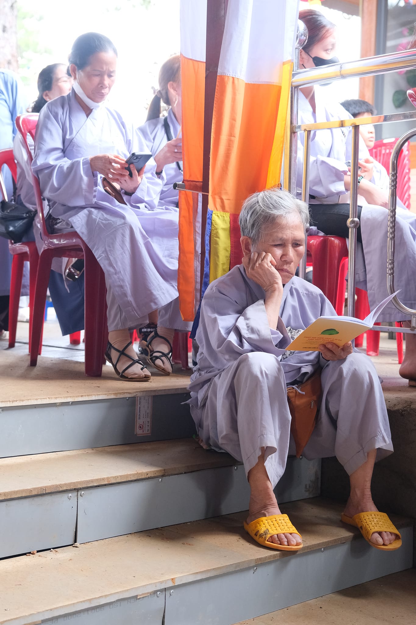 giang-phap-buoi-phat-dan-ngay-19-5-2024-ngay-12-4-giap-thin-chua-quan-the-am-duc-trong-lam-dong-63.jpg