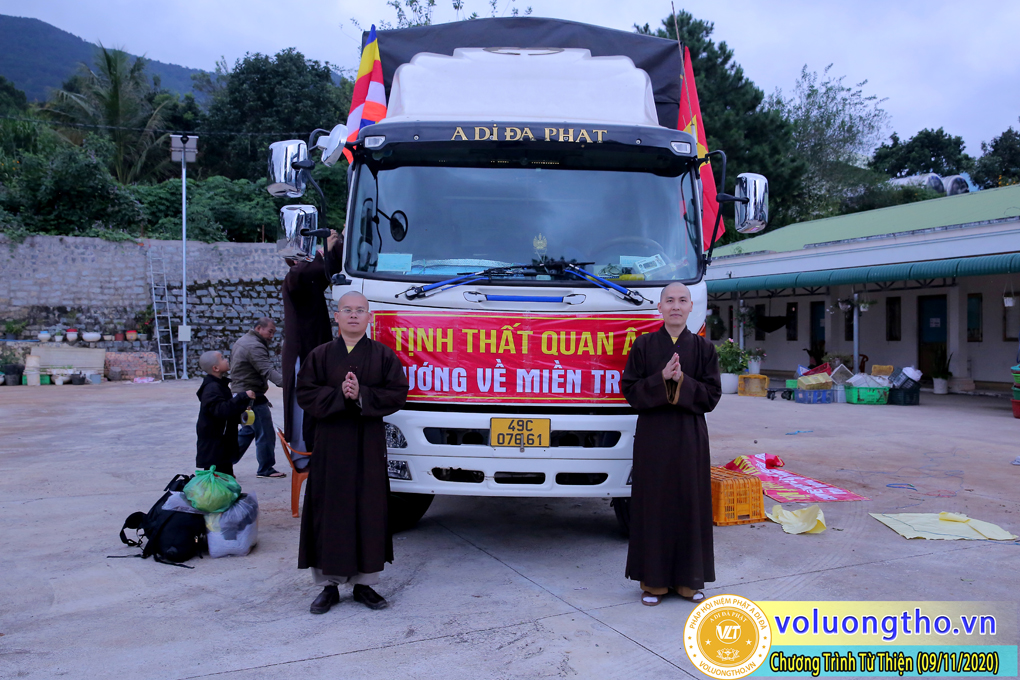 hinh-anh-bat-dau-chuyen-di-tu-thien-tai-mien-trung-ngay-09-11-2020-chua-quan-the-am-duc-trong-lam-dong-5.jpg