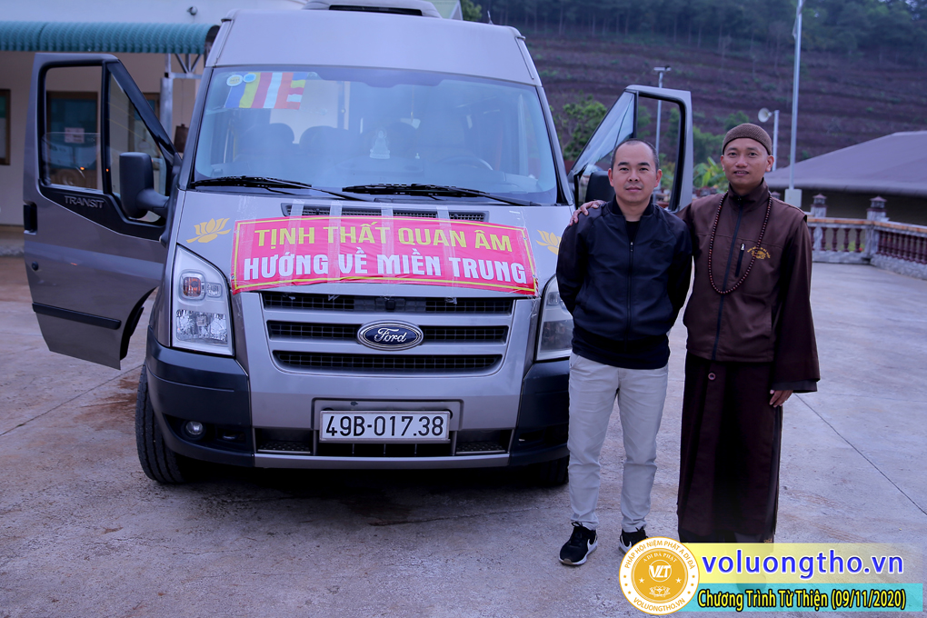 hinh-anh-bat-dau-chuyen-di-tu-thien-tai-mien-trung-ngay-09-11-2020-chua-quan-the-am-duc-trong-lam-dong-6.jpg