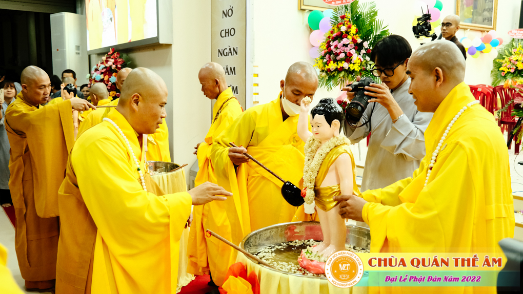 hinh-anh-buoi-le-tam-phat-ngay-14-05-2022-chua-quan-the-am-duc-trong-lam-dong-104.jpg