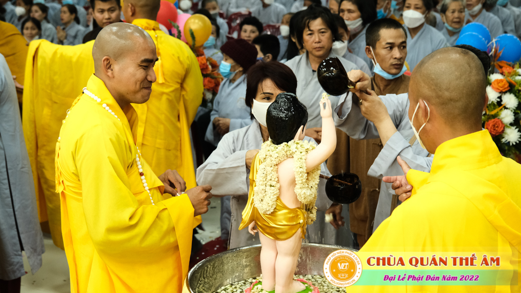 hinh-anh-buoi-le-tam-phat-ngay-14-05-2022-chua-quan-the-am-duc-trong-lam-dong-125.jpg