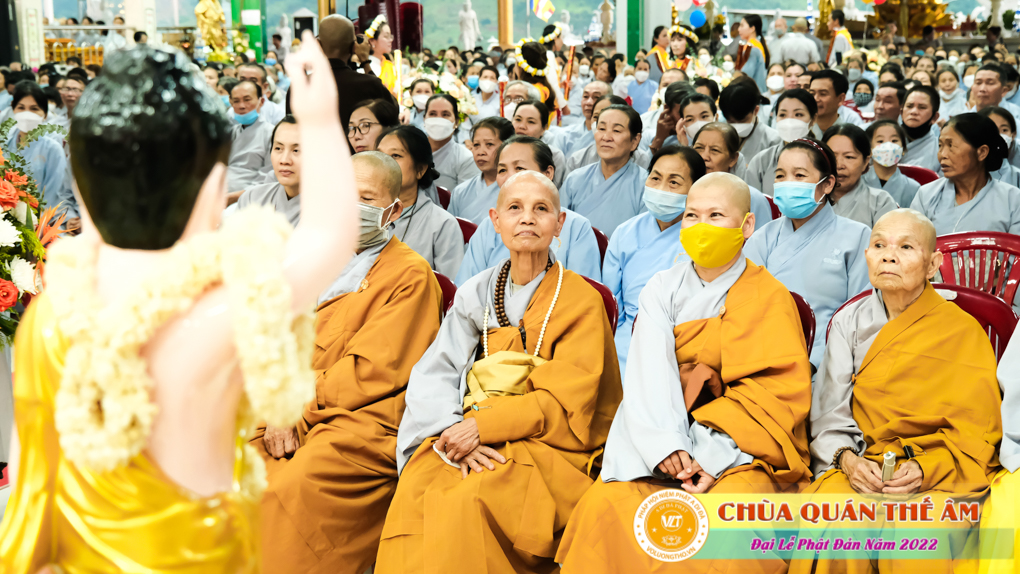 hinh-anh-buoi-le-tam-phat-ngay-14-05-2022-chua-quan-the-am-duc-trong-lam-dong-16.jpg