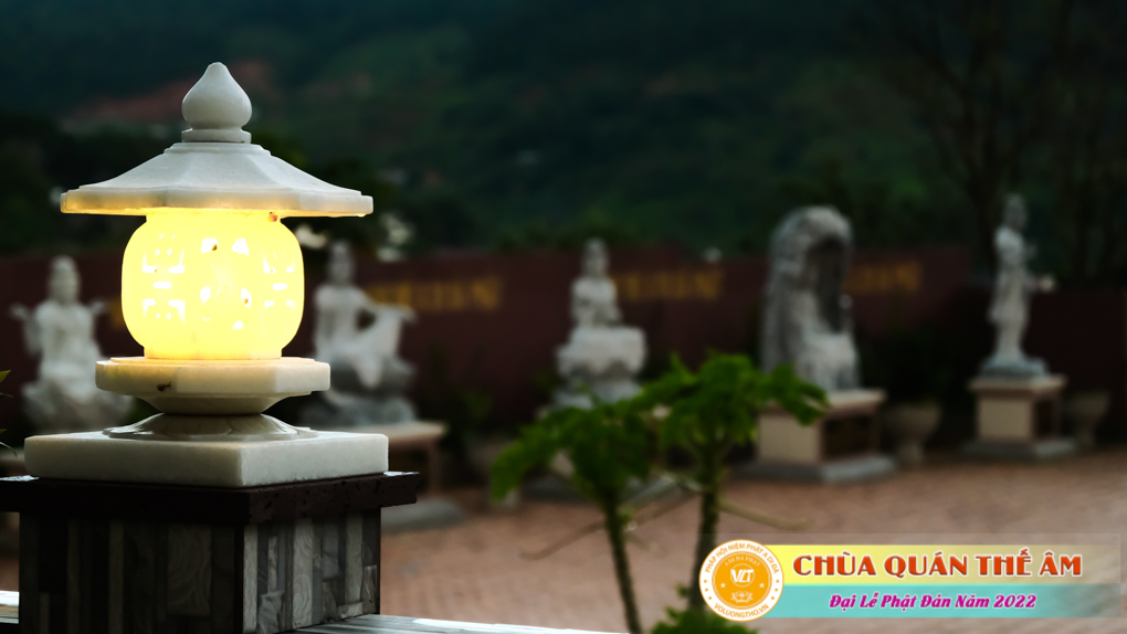 hinh-anh-buoi-le-tam-phat-ngay-14-05-2022-chua-quan-the-am-duc-trong-lam-dong-25.jpg