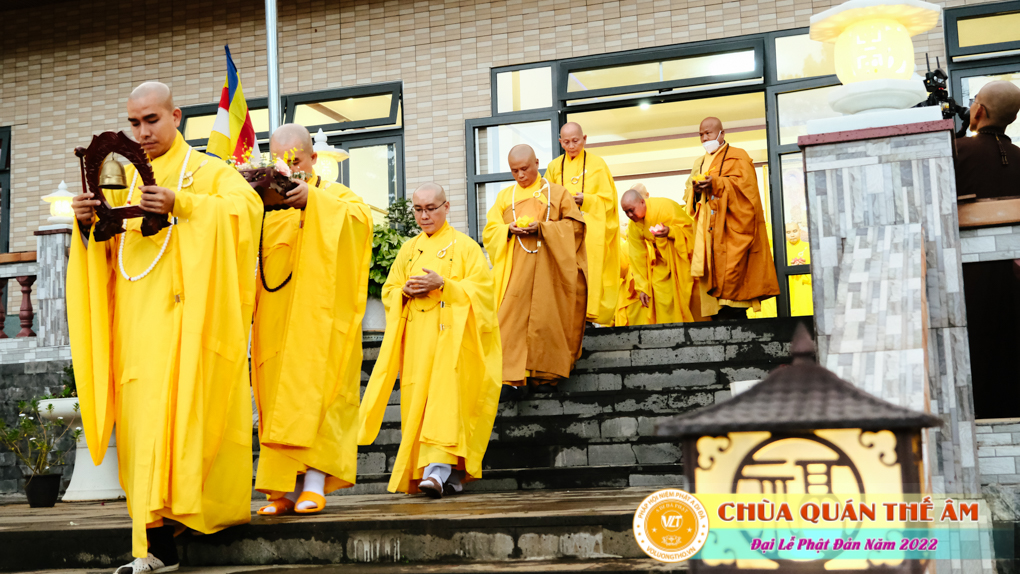 hinh-anh-buoi-le-tam-phat-ngay-14-05-2022-chua-quan-the-am-duc-trong-lam-dong-34.jpg