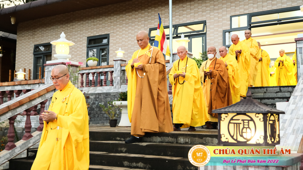 hinh-anh-buoi-le-tam-phat-ngay-14-05-2022-chua-quan-the-am-duc-trong-lam-dong-36.jpg