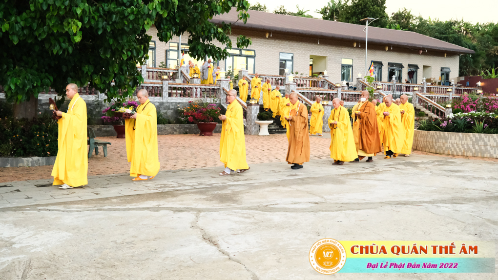 hinh-anh-buoi-le-tam-phat-ngay-14-05-2022-chua-quan-the-am-duc-trong-lam-dong-38.jpg