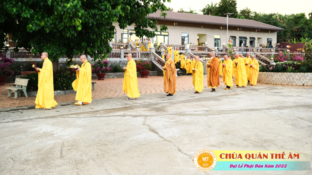 hinh-anh-buoi-le-tam-phat-ngay-14-05-2022-chua-quan-the-am-duc-trong-lam-dong-39.jpg
